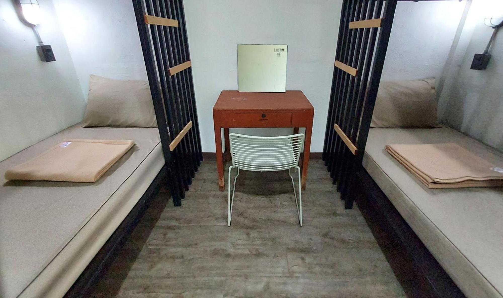 Feel Good Bangkok Hostel Esterno foto